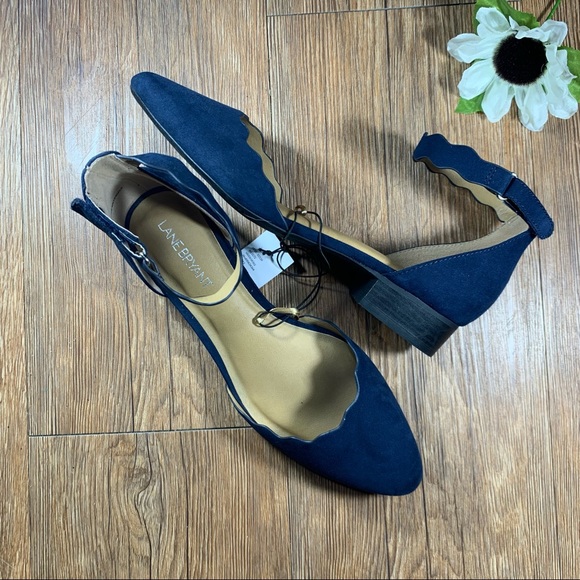 Lane Bryant Scalloped Low Heel Blue 8W - Picture 2 of 9